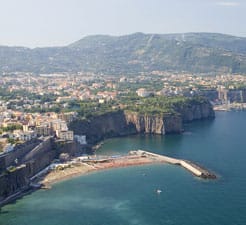 Cómo reservar un ferry a Sorrento
