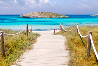 Balearia: Excursión de un día a Formentera desde 50€